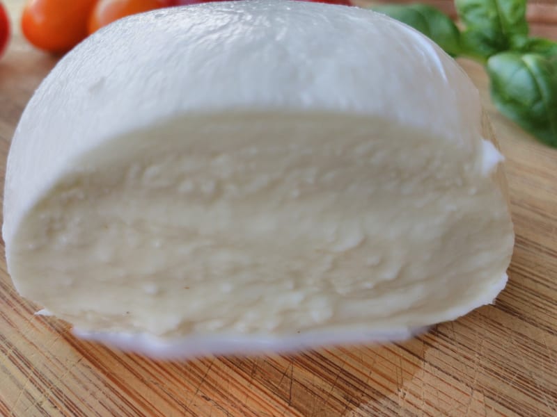 Buffalo mozzarella and Campanian flavours